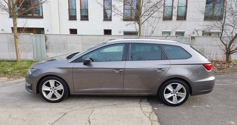 Seat Leon cena 34900 przebieg: 328700, rok produkcji 2015 z Warszawa małe 154